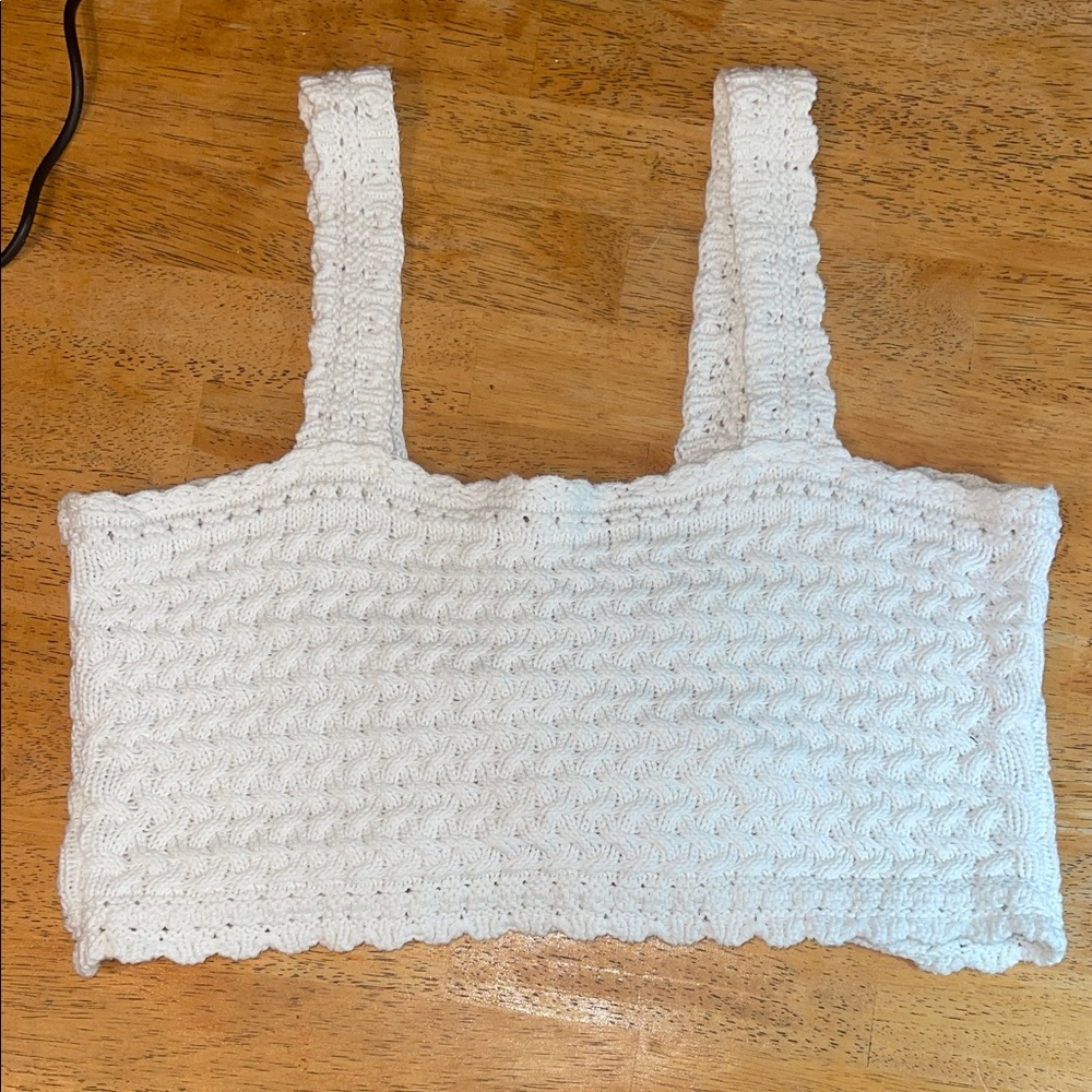 Hollister Cotton White Crochet Crop Top - Picture 5 of 6